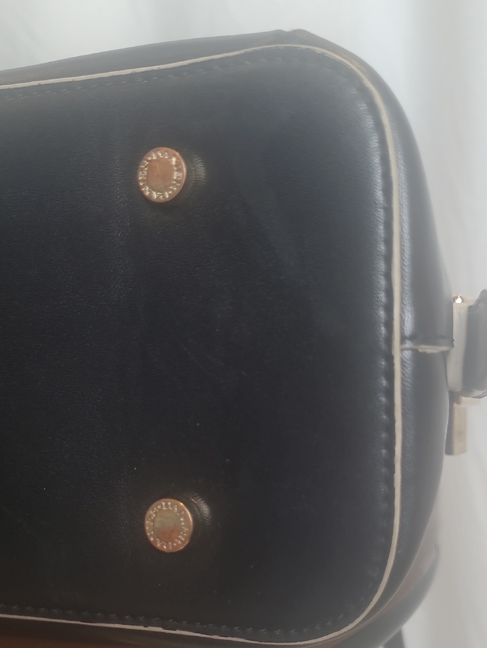 Danier Black Leather Dome Satchel Bag with Contrast Trim - Picture 8 of 9